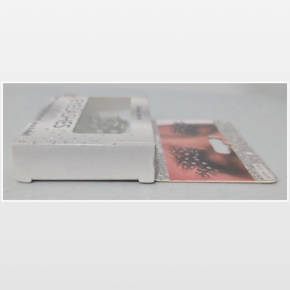 New Forum Eyelashes Faux-cils Black White Polka Dots Halloween Accessory NWT - Picture 9 of 15